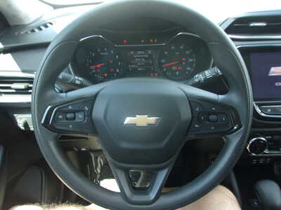 2021 Chevrolet TrailBlazer, $17900. Photo 9