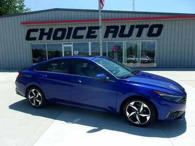 2023 Hyundai Elantra, $0. Photo 2