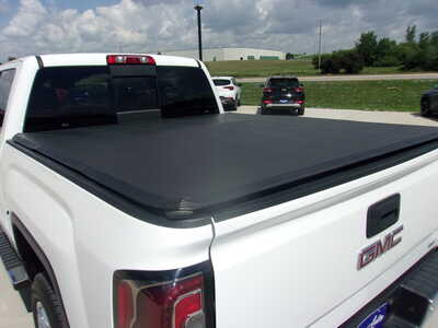 2018 GMC 1500 Crew Cab, $33900. Photo 8