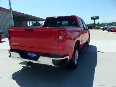 2023 Chevrolet 1500 Crew Cab, $31900. Photo 3
