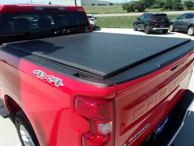 2023 Chevrolet 1500 Crew Cab, $31900. Photo 9