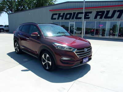 2016 Hyundai Tucson, $7900. Photo 1