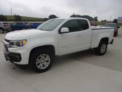 2022 Chevrolet Colorado Crew Cab, $17900. Photo 5