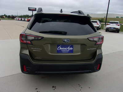 2022 Subaru Outback, $19900. Photo 4