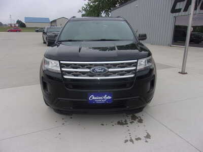 2018 Ford Explorer, $15900. Photo 4