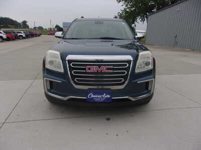 2017 GMC Terrain, $12900. Photo 4