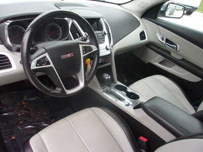 2017 GMC Terrain, $12900. Photo 9