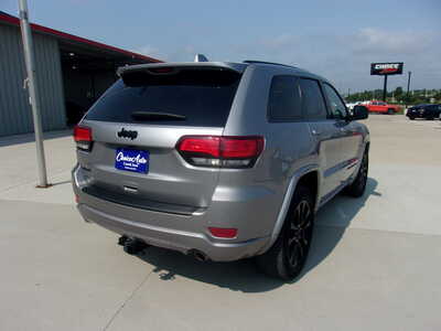 2018 Jeep Grand Cherokee, $20400. Photo 3