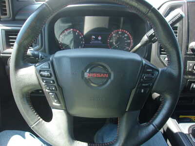 2021 Nissan Titan, $35900. Photo 10