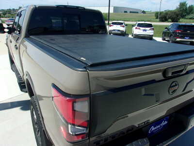 2021 Nissan Titan, $35900. Photo 8