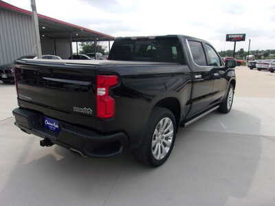 2019 Chevrolet 1500 Crew Cab, $35900. Photo 3