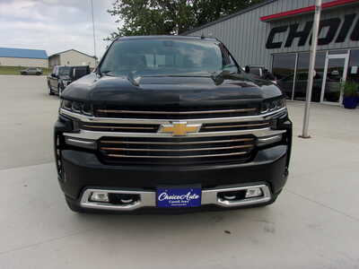 2019 Chevrolet 1500 Crew Cab, $35900. Photo 5