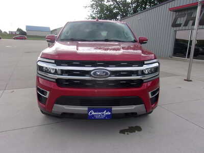 2022 Ford Expedition, $40800. Photo 4