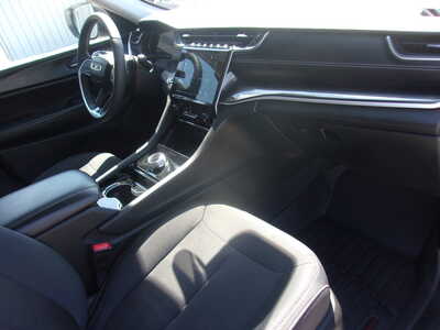2023 Jeep Grand Cherokee, $23900. Photo 12