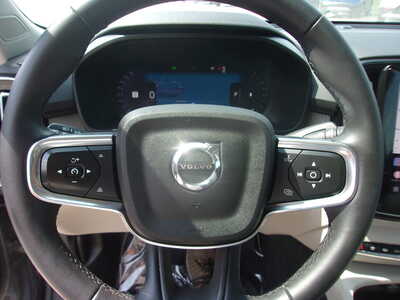 2024 Volvo 240, $24800. Photo 8