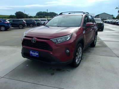 2021 Toyota RAV4, $31900. Photo 5