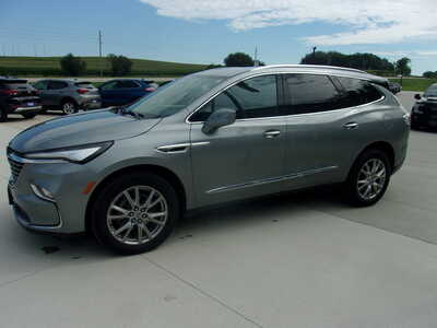 2024 Buick Enclave, $29800. Photo 7