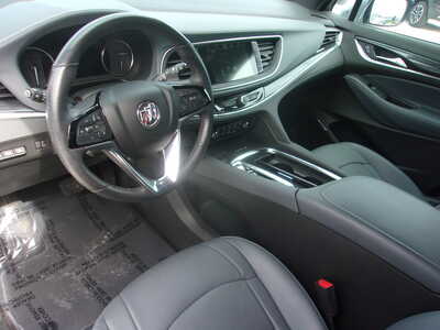 2024 Buick Enclave, $29800. Photo 9