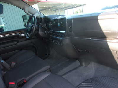 2024 Chevrolet 2500 Crew Cab, $49800. Photo 12