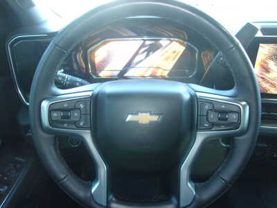 2024 Chevrolet 2500 Crew Cab, $49800. Photo 9