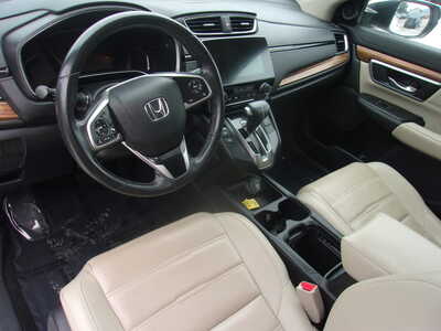2019 Honda CR-V, $23800. Photo 8