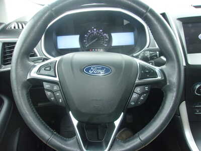 2019 Ford Edge, $17400. Photo 8