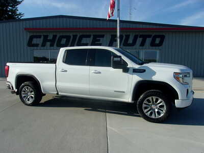 2020 GMC 1500 Crew Cab, $29800. Photo 2
