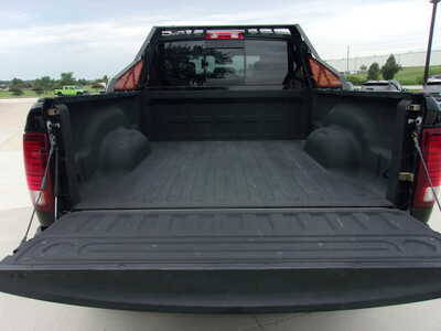 2020 RAM 1500 Ext Cab, $29800. Photo 9