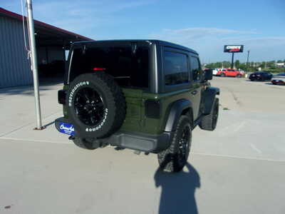 2021 Jeep Wrangler, $21800. Photo 4