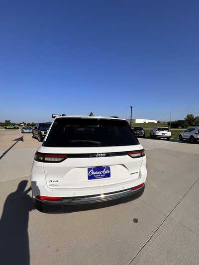 2023 Jeep Grand Cherokee, $28900. Photo 4