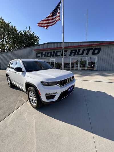 2023 Jeep Grand Cherokee, $28900. Photo 1