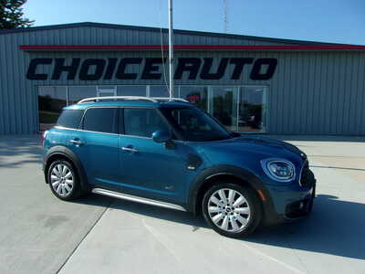 2018 MINI Cooper Countryman, $16800. Photo 2