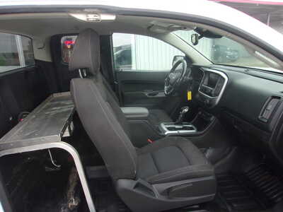 2022 Chevrolet Colorado Crew Cab, $15800. Photo 12