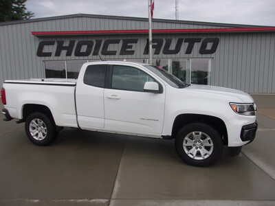 2022 Chevrolet Colorado Crew Cab, $15800. Photo 2