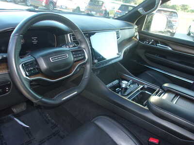 2024 Jeep Grand Wagoneer, $44800. Photo 10