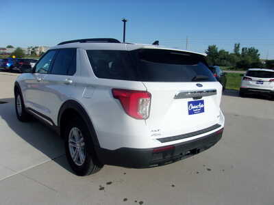2023 Ford Explorer, $26400. Photo 6