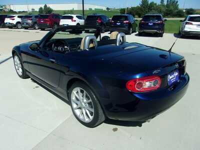 2010 Mazda Miata, $18200. Photo 12