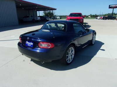 2010 Mazda Miata, $18200. Photo 4