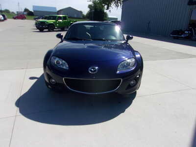 2010 Mazda Miata, $18200. Photo 6