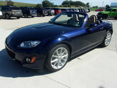 2010 Mazda Miata, $18200. Photo 9