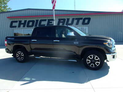 2019 Toyota Tundra Crew Cab, $43800. Photo 2