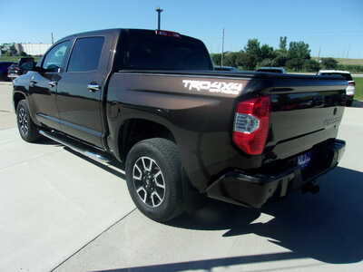 2019 Toyota Tundra Crew Cab, $43800. Photo 7