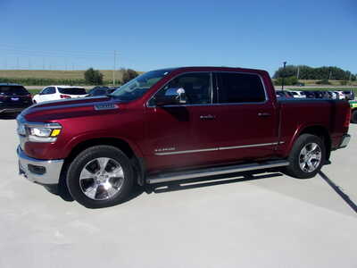 2019 RAM 1500 Crew Cab, $31800. Photo 7