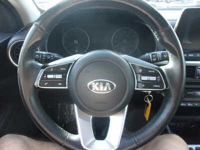 2019 Kia Forte, $14400. Photo 10