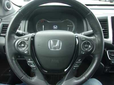 2019 Honda Ridgeline, $25400. Photo 10