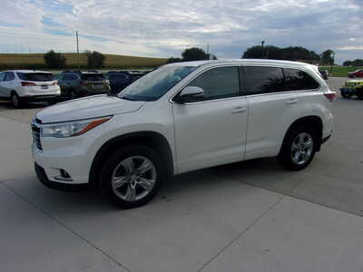 2014 Toyota Highlander, $19800. Photo 5