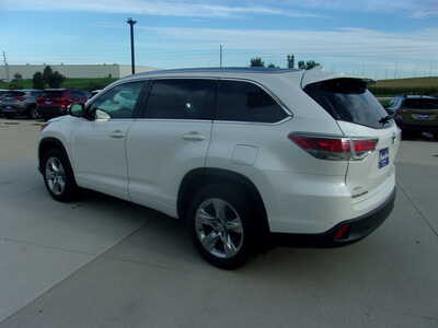 2014 Toyota Highlander, $19800. Photo 6