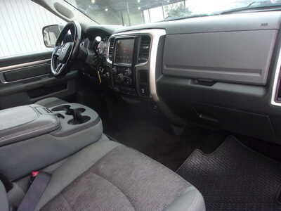 2015 RAM 3500, $24800. Photo 12
