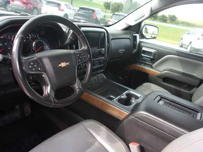 2017 Chevrolet Silverado 1500, $25800. Photo 9