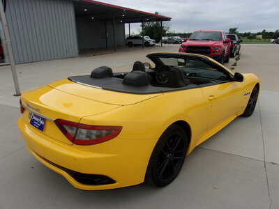 2017 Maserati GranTurismo Converti, $47900. Photo 5